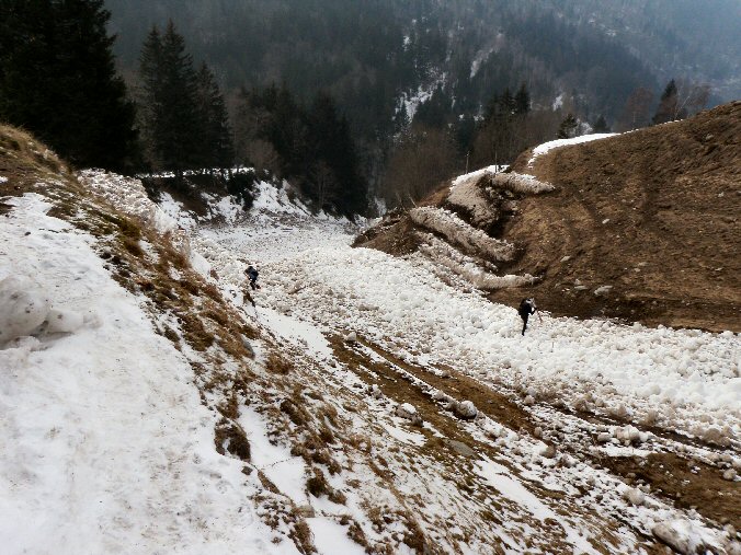 Pic des Grandes Lanches (45).jpg - Petite avalanche...